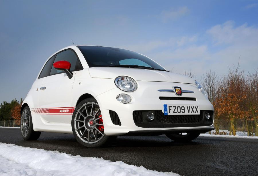  Abarth 500 esseesse 2009 года  (UK) (фото 24 из 29)